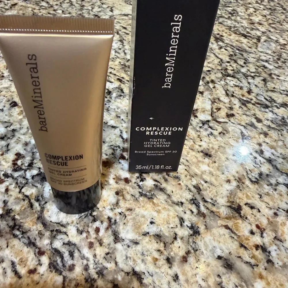bareMinerals Complexion Rescue Tinted Hydrating Gel Cream sienna 10